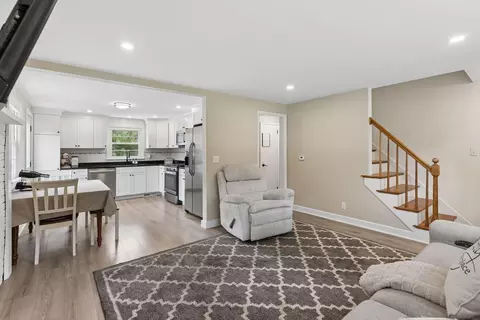 Entry Way - 62 Ward Rd, Windham, ME 04062 photo 1 of 3
