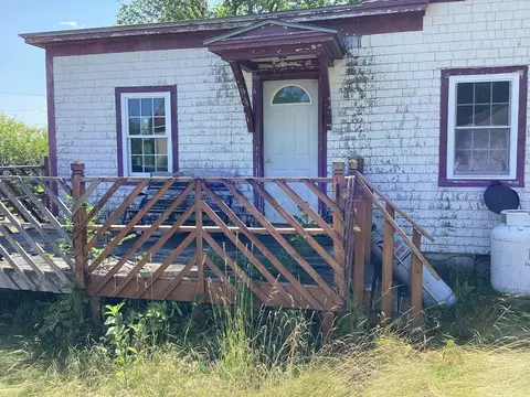 128 Water St, Vanceboro, ME 04491