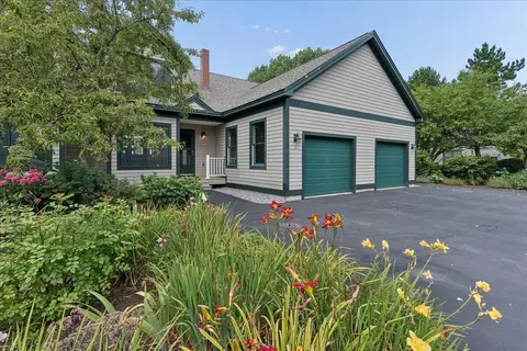 6 Spinnaker Ln #6, Stockton Springs, ME 04981