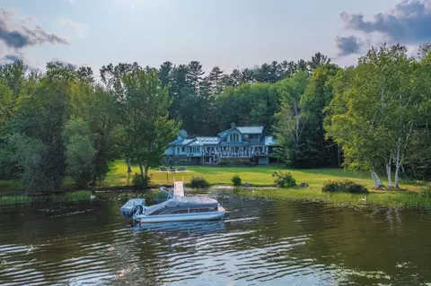 17 Point Rd, Wilton, ME 04294