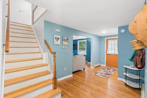 Entry Way - 1 Sunset Ln, Gorham, ME 04038 photo 4 of 5