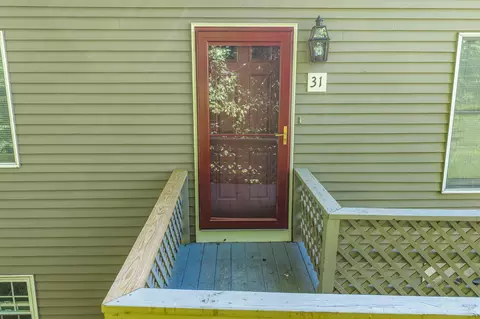 Exterior - 1 Plover Cir #31, Ogunquit, ME 03907 photo 3 of 6