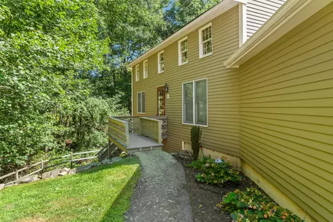 Exterior - 1 Plover Cir #31, Ogunquit, ME 03907 photo 4 of 6