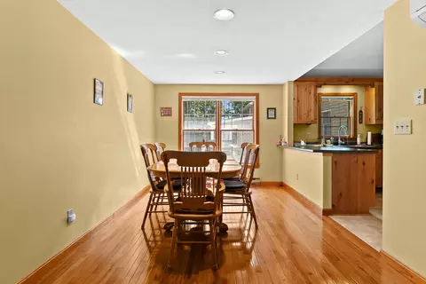 Dining - 1 Plover Cir #31, Ogunquit, ME 03907 photo 1 of 1