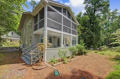 12 14 Chute Dr, Naples, ME 04055