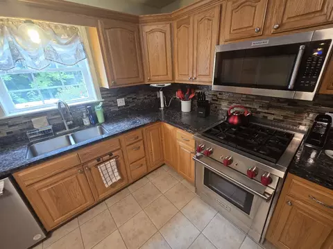 Kitchen - 32 Patterson Rd, Hampden, ME 04444 photo 1 of 10