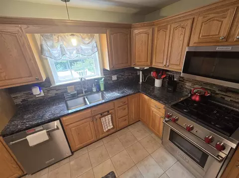 Kitchen - 32 Patterson Rd, Hampden, ME 04444 photo 3 of 10