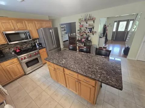 Kitchen - 32 Patterson Rd, Hampden, ME 04444 photo 6 of 10