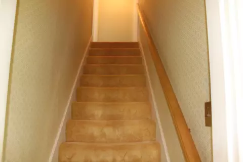 Entry Way - 4 Chickadee Ln, Casco, ME 04015 photo 3 of 4