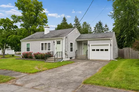 41 Raymond Rd, Portland, ME 04102