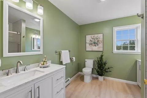 Bath - 31 Murray Dr, Buxton, ME 04093 photo 1 of 3