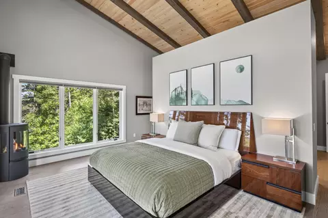 Bedroom - 54 Ocean Ridge Rd, Cushing, ME 04563 photo 1 of 3
