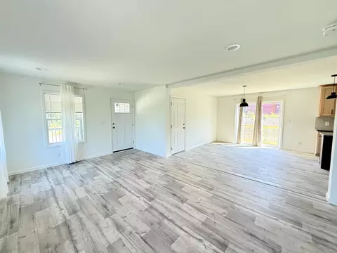 Living - 12 Baxter Blvd, Biddeford, ME 04005 photo 2 of 2
