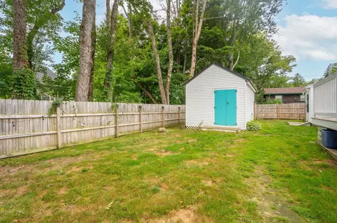 Exterior - 5 Spruce Ln, Gorham, ME 04038 photo 7 of 14