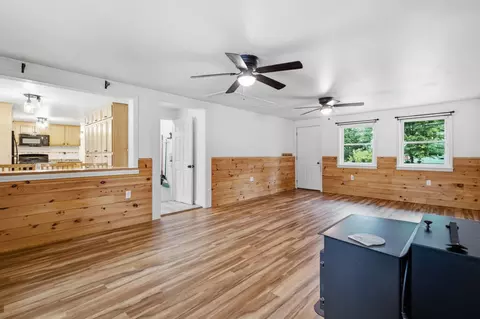 Living - 5 Spruce Ln, Gorham, ME 04038 photo 2 of 6