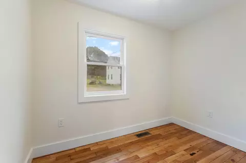 Bedroom - 7 Tower Cir, Bath, ME 04530 photo 1 of 7