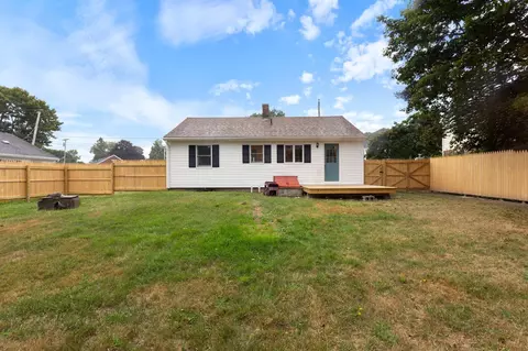 Exterior - 7 Tower Cir, Bath, ME 04530 photo 8 of 10