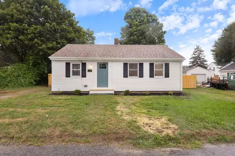 Exterior - 7 Tower Cir, Bath, ME 04530 photo 3 of 10