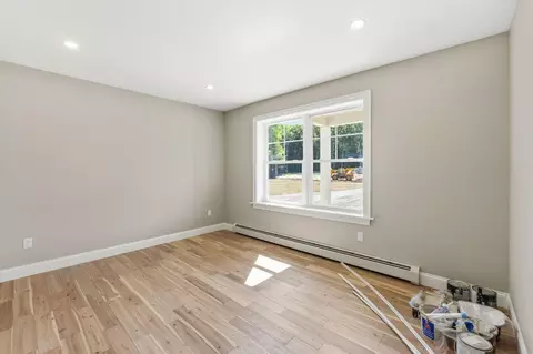 Living - 14 Scout Ln, Windham, ME 04062 photo 5 of 6
