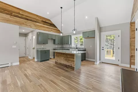 Kitchen - 14 Scout Ln, Windham, ME 04062 photo 2 of 2