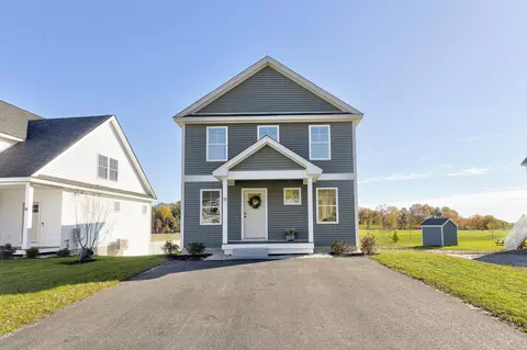 18 Feldspar Ln #25, Cumberland, ME 04021