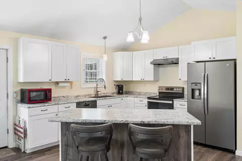 Kitchen - 47 Fieldstone Dr, Augusta, ME 04330 photo 6 of 6