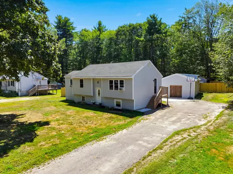 59 Oak Ln, Wells, ME 04090