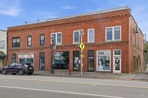 256 258 West Main St, Fort Kent, ME 04743