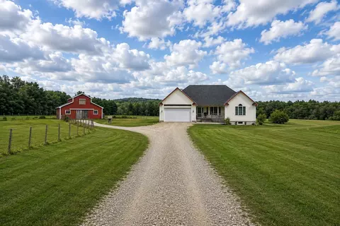316 S Monmouth Rd, Monmouth, ME 04259