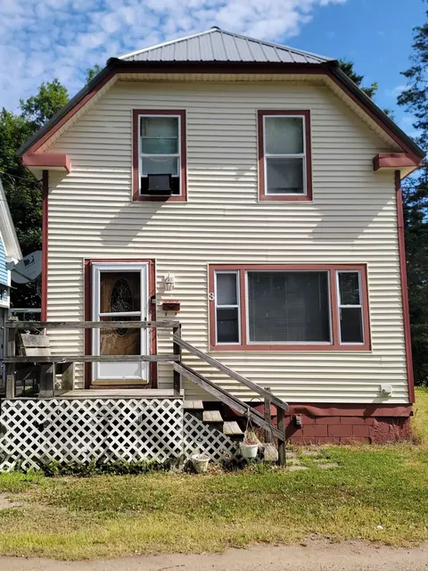 3 Stevens Ave, Eastport, ME 04631