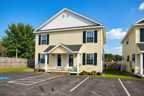 64 Ocean Park Rd #2, Saco, ME 04072