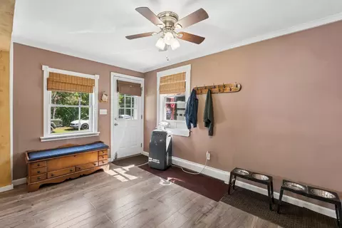 Entry Way - 825 Eastern Ave, Augusta, ME 04330 photo 1 of 4