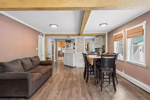 Entry Way - 825 Eastern Ave, Augusta, ME 04330 photo 2 of 4