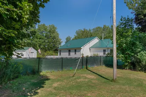 Exterior - 825 Eastern Ave, Augusta, ME 04330 photo 7 of 9