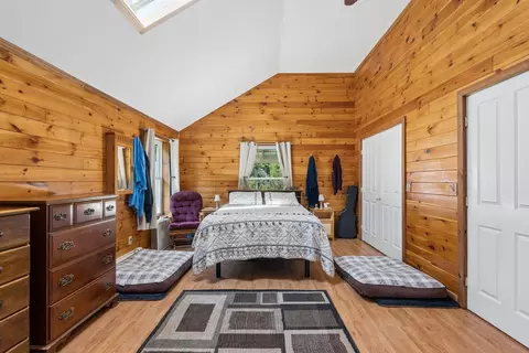 Bedroom - 825 Eastern Ave, Augusta, ME 04330 photo 2 of 2