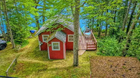 56 Loon Rd, Canaan, ME 04924