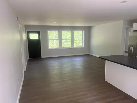 Living - 286 Leeds Rd, Wayne, ME 04284 photo 1 of 2