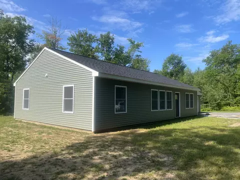 Exterior - 286 Leeds Rd, Wayne, ME 04284 photo 5 of 8