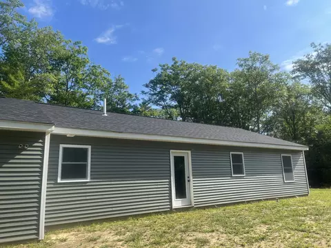 Exterior - 286 Leeds Rd, Wayne, ME 04284 photo 8 of 8