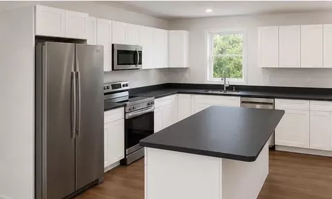 Kitchen - 286 Leeds Rd, Wayne, ME 04284 photo 1 of 3