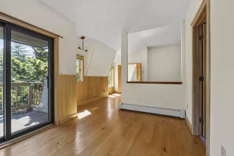 Living - 63 Robinhood Rd, Georgetown, ME 04548 photo 9 of 10