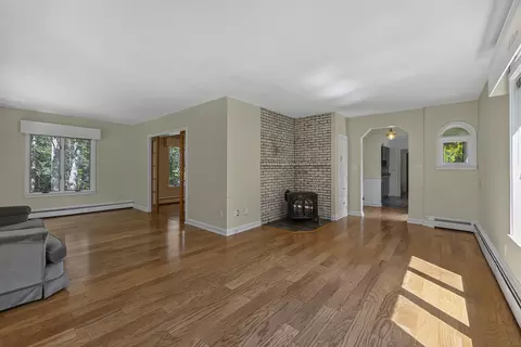 Living - 63 Robinhood Rd, Georgetown, ME 04548 photo 2 of 10