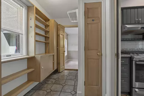 Entry Way - 63 Robinhood Rd, Georgetown, ME 04548 photo 3 of 6