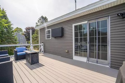 Exterior - 13 W West Loop Rd, Biddeford, ME 04005 photo 8 of 14