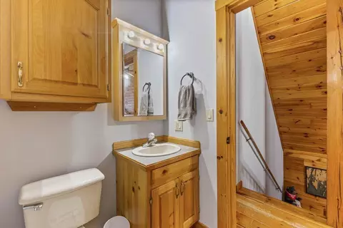 Bath - 361 S Belfast Rd, Windsor, ME 04363 photo 4 of 5
