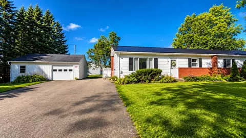 348 Sweden St #B, Caribou, ME 04736