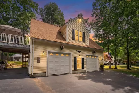 6 Betty Ln, Waterboro, ME 04030