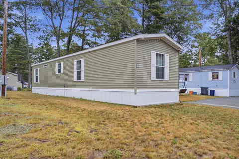38 Primrose Ln, Brunswick, ME 04011