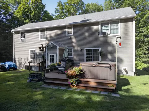 Exterior - 16 Pheasant Ridge Dr, Windham, ME 04062 photo 5 of 9