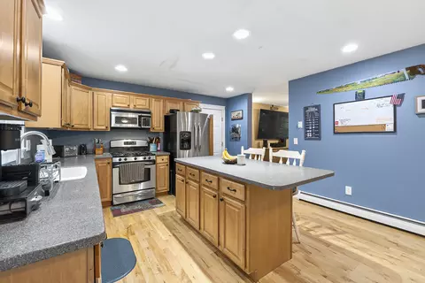 Kitchen - 16 Pheasant Ridge Dr, Windham, ME 04062 photo 2 of 4